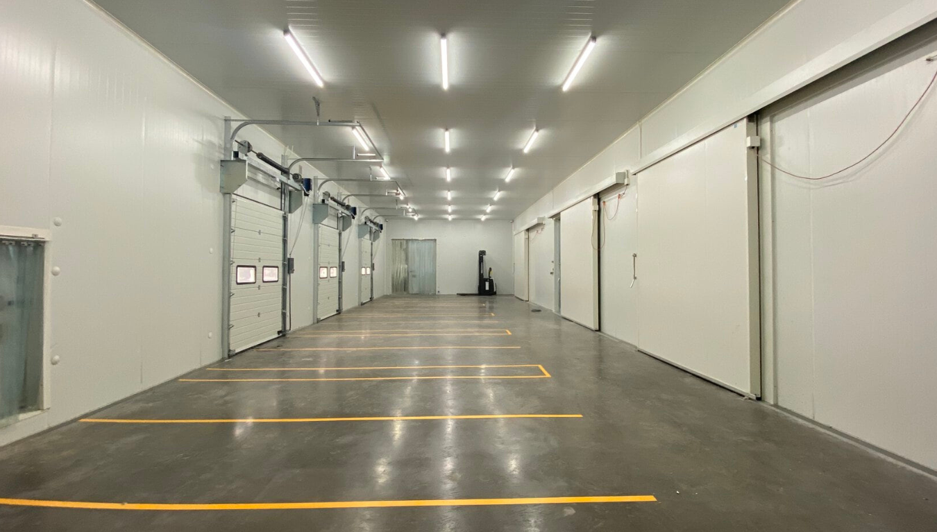 Cold room work 010-1